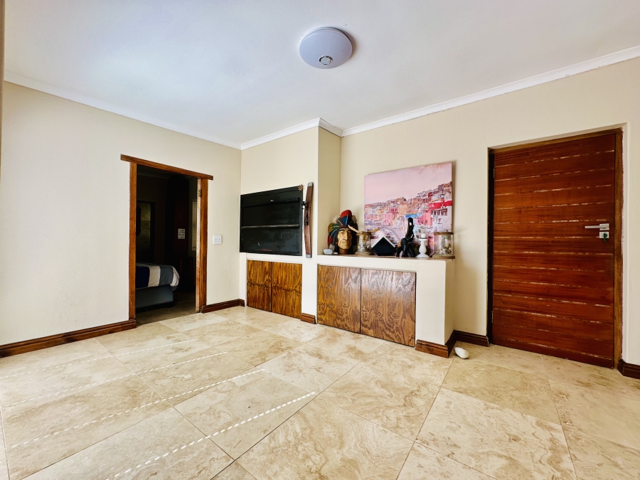 4 Bedroom Property for Sale in Vermont Western Cape